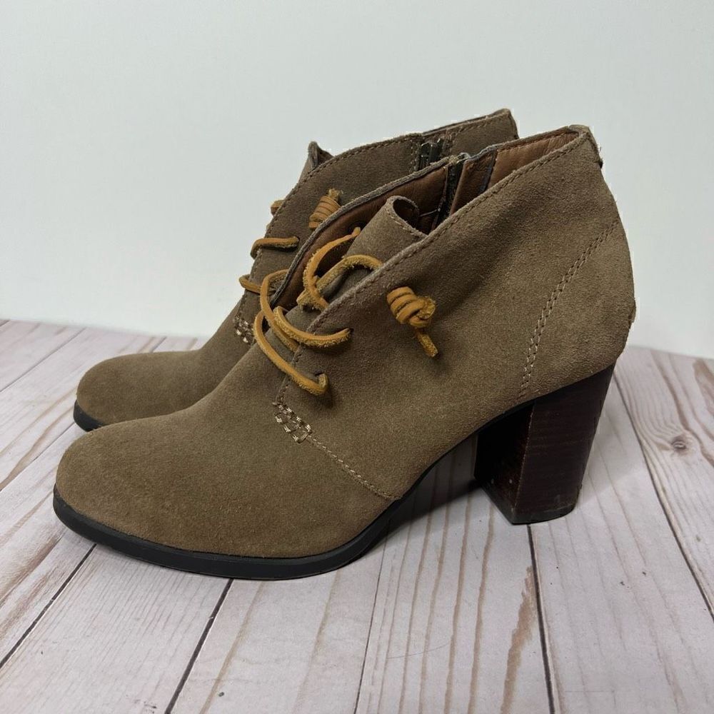 Sperry Women's Dasher Gale Boot Size 9 Block Heel Bootie Lace Up Tan Brown Suede